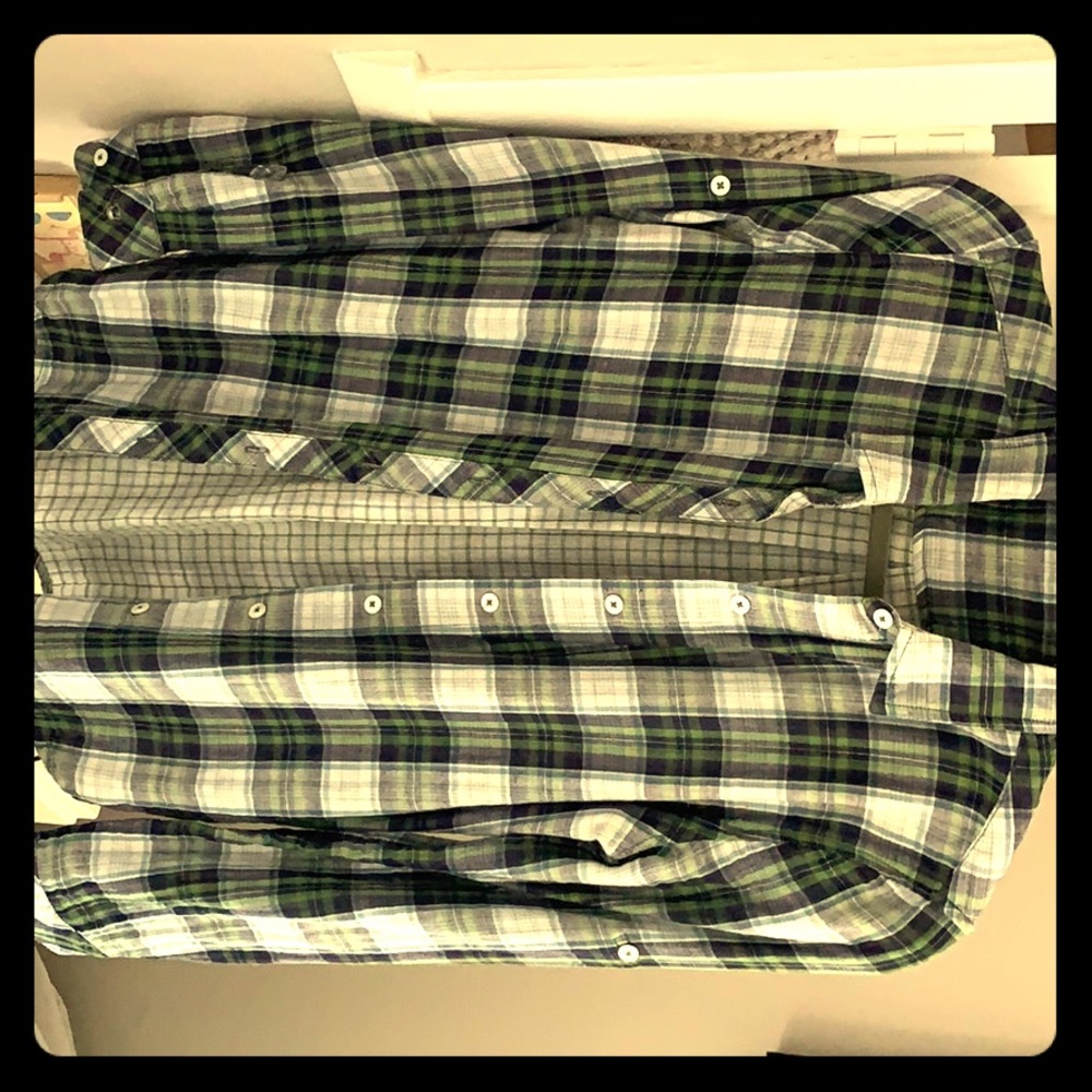 Laju button down